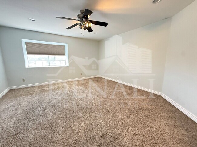Building Photo - 18220 N 45th St