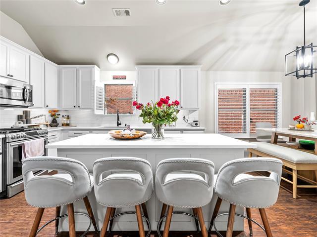 Building Photo - 2005 Michelle Creek Dr