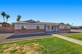 Building Photo - Mesa 4 Bed Single-Level Home • 2,044 Sq Ft • Oversized Yard • Stapley & McKellips