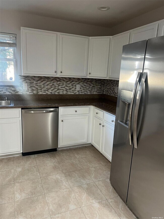 87 5th Ave 87 5th Ave Westbury NY 11590 Apartment Finder