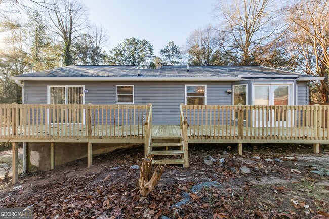 Building Photo - 5082 Womack Ave