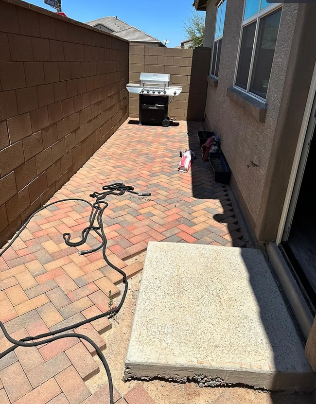 Building Photo - 197 E Gemini Pl