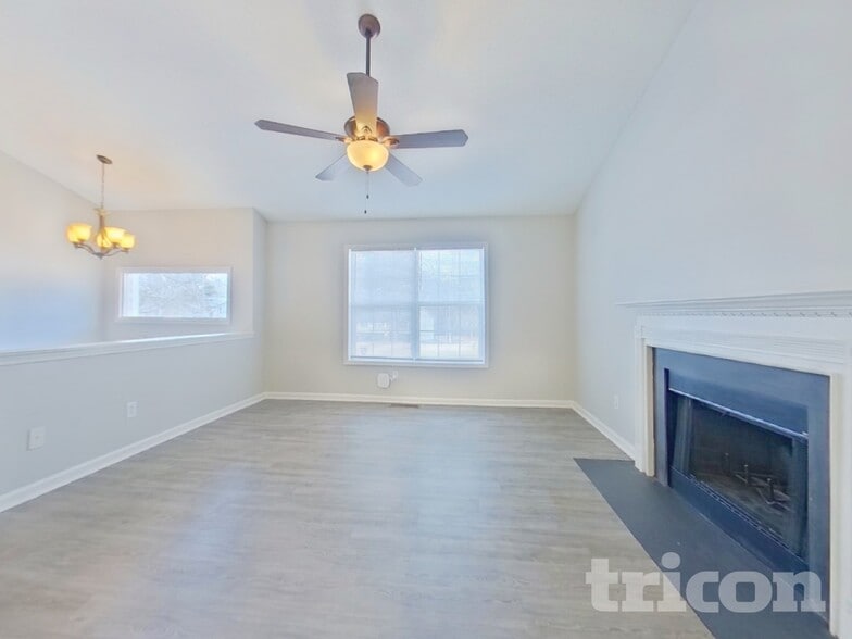 Building Photo - 97 Pastel Ct