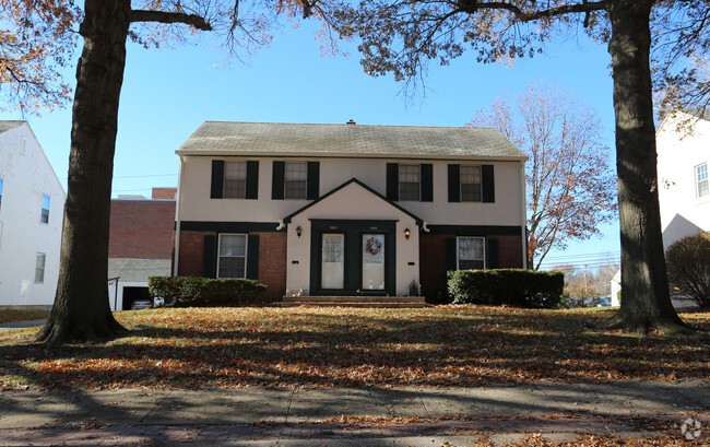 Building Photo - Terrace Park Townhomes