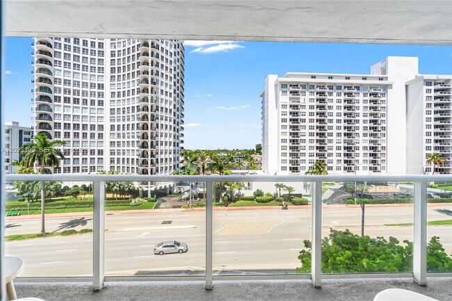 Building Photo - 5701 Collins Ave