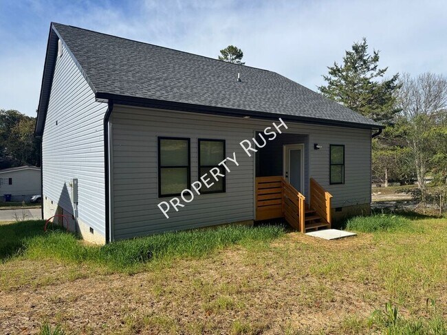 Building Photo - 1852 Wilberforce St