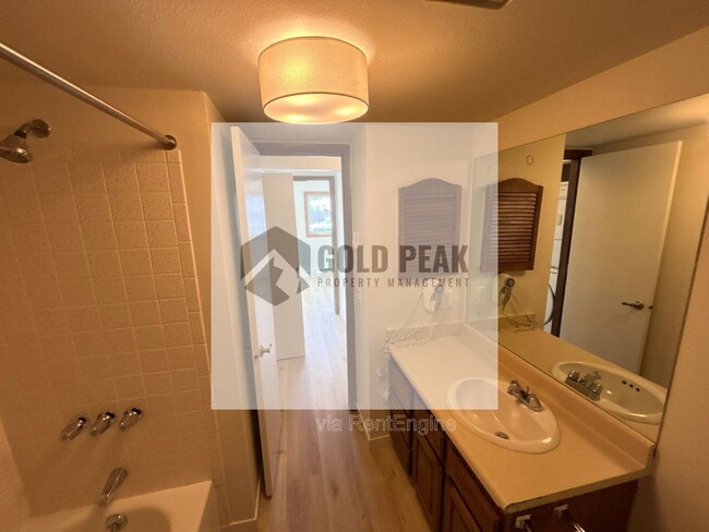 Building Photo - 1555 Shadow Run Ct