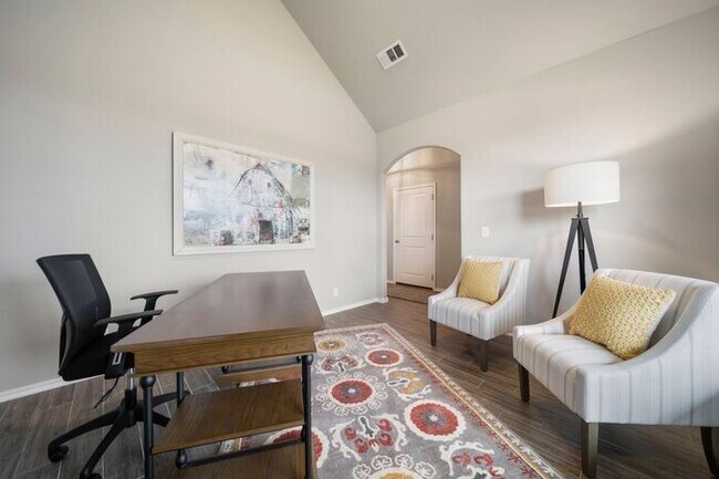 Building Photo - Gorgeous 3/2.5/2 Bonus Office!