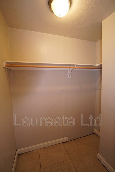 Building Photo - 1340 E 14th Ave