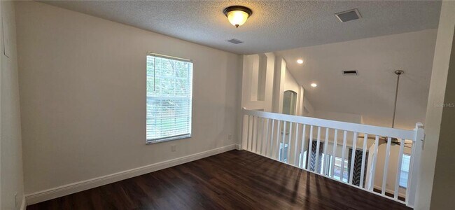 Building Photo - 1506 Scotch Pine Dr