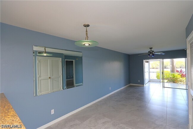 Building Photo - 1305 Mainsail Dr