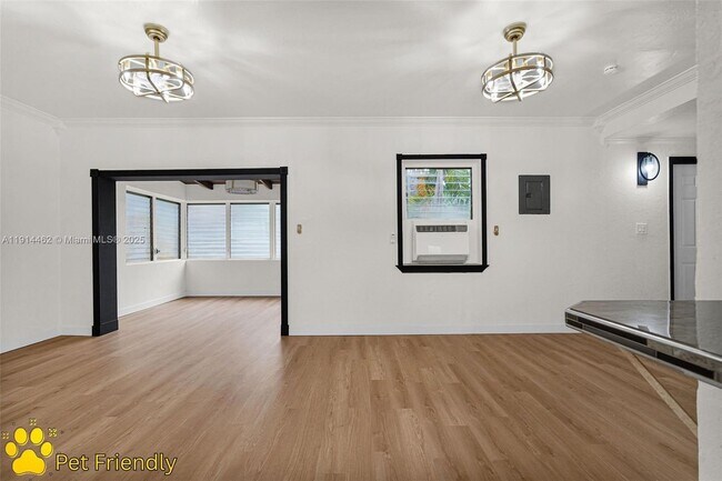 Building Photo - 12287 NE 7th Ave