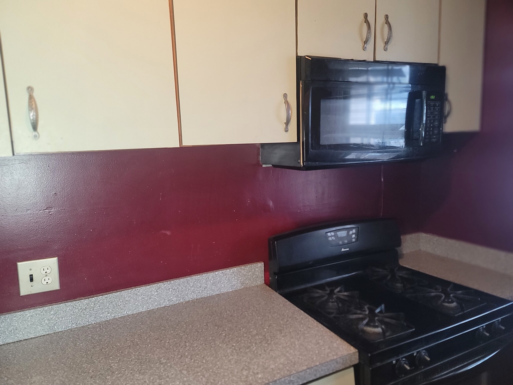 Building Photo - 134 Freedom Trl