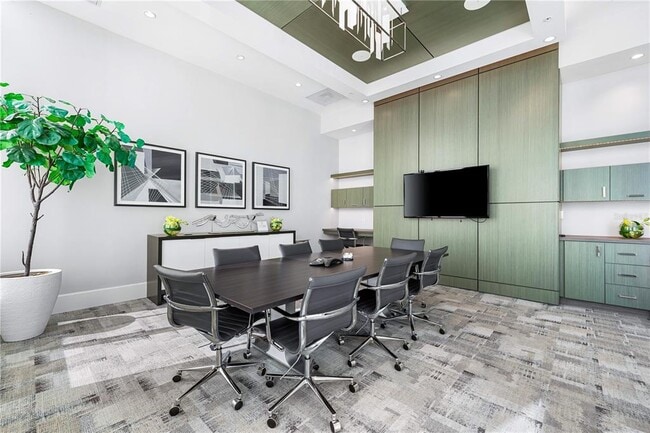 Building Photo - 1155 N Gulfstream Ave