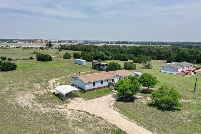Building Photo - 132 Co Rd 247