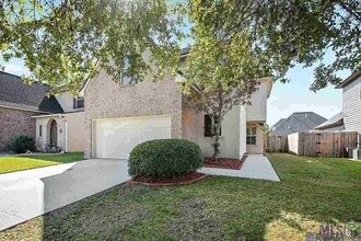 Building Photo - 18184 River Birch Dr