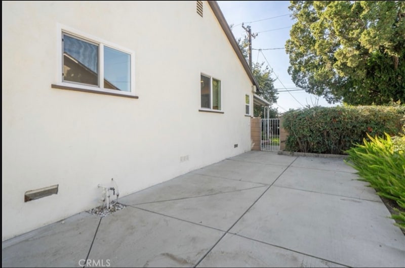 Building Photo - 523 Larkin Dr