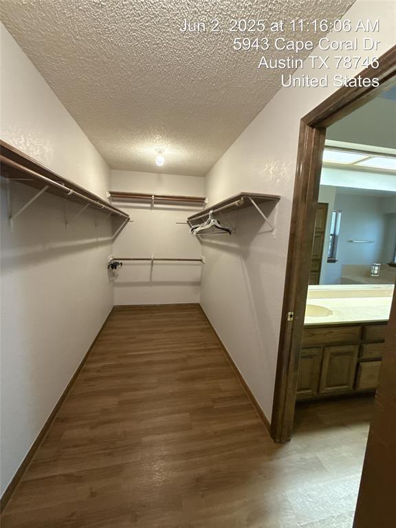 Building Photo - 5943 Cape Coral Dr