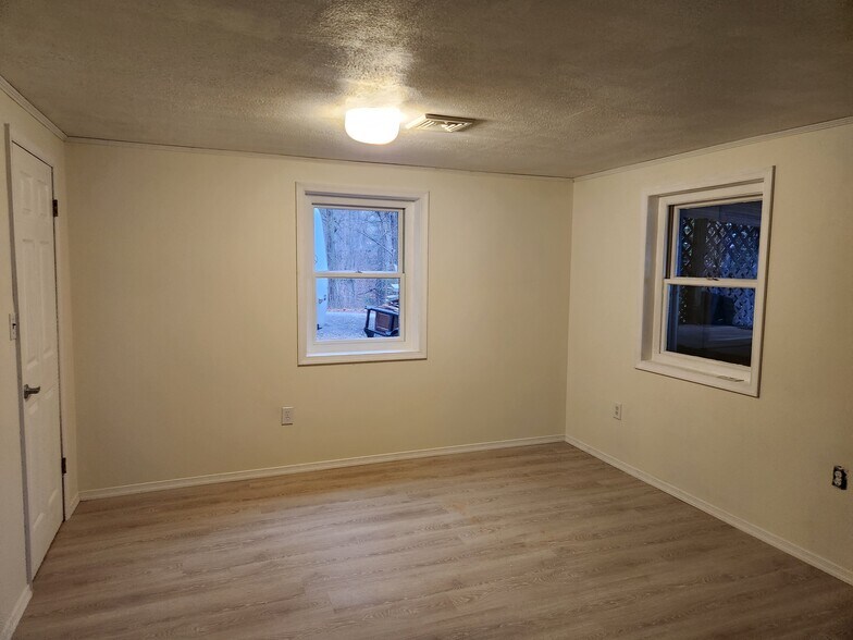 Building Photo - 1167 El Paso Ct