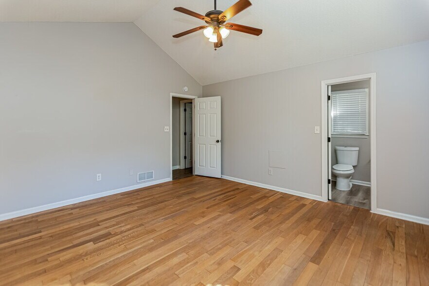 Building Photo - 3604 Spring Leaf Ln