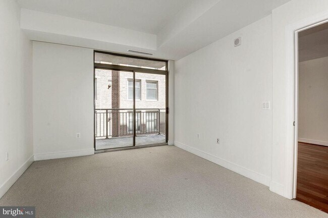 Building Photo - 2425 L St NW