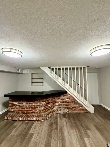 Building Photo - 24 Tower Hill Ct