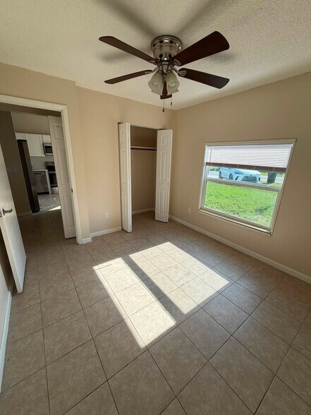 Building Photo - 1562 Bonview Ave