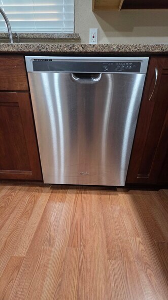 Building Photo - 3268 Beatty Cir