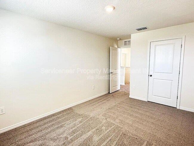 Building Photo - 5795 Cape Primrose Dr