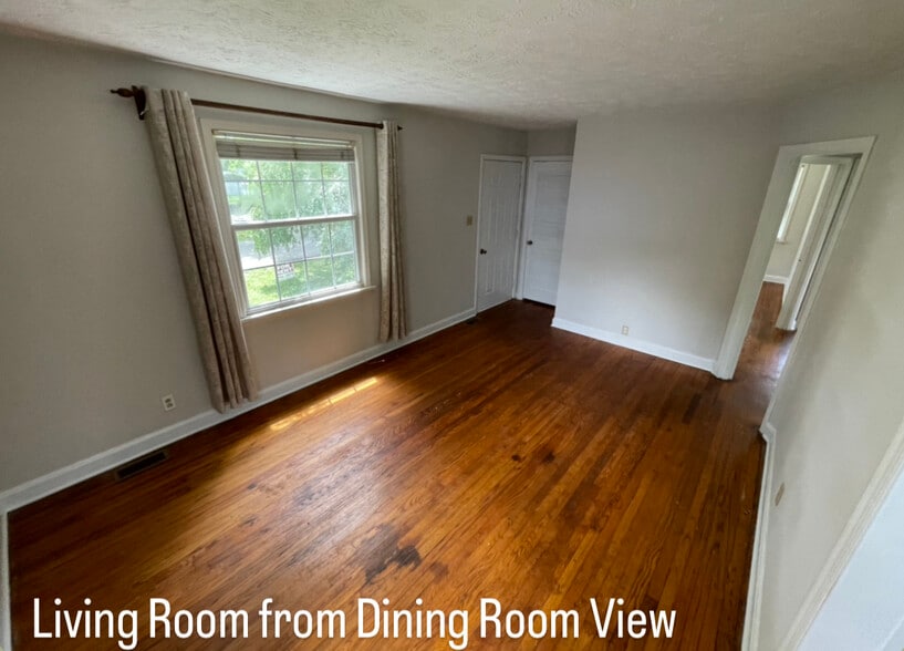 Building Photo - 108 Woodmont Cir