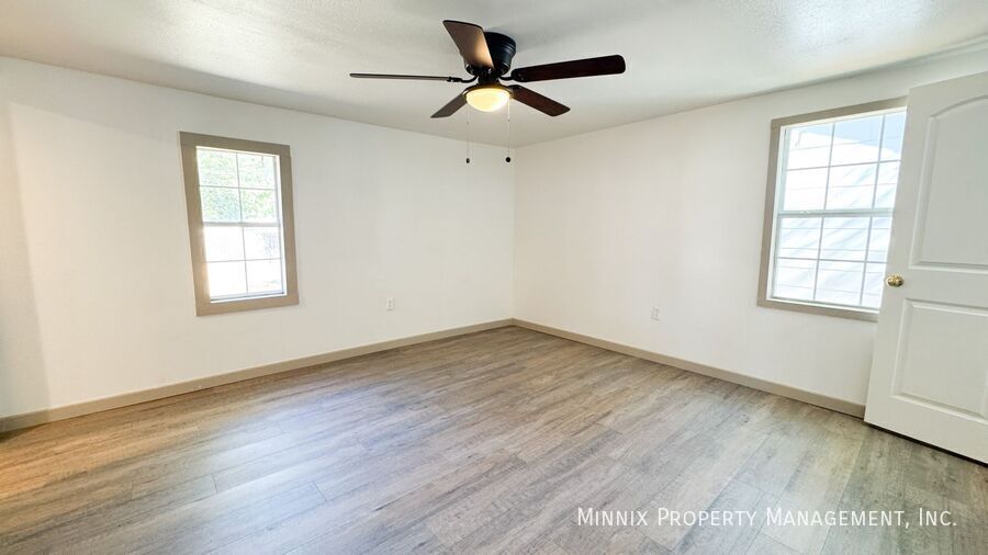 Building Photo - 3004 39th St