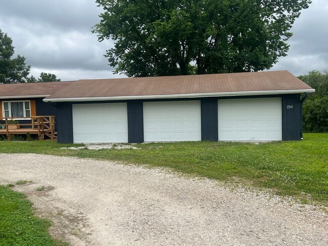 Building Photo - 2341 County Rd 269