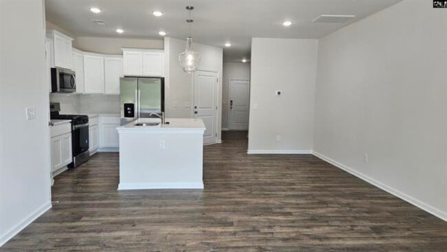 Building Photo - TOWNHOME LOCATED IN NORTHEAST COLUMBIA