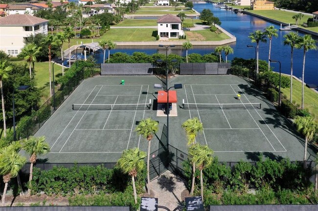 Building Photo - 102 Yacht Harbor Dr