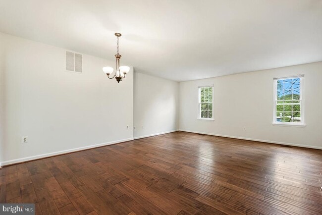 Building Photo - 3908 Ferrara Dr