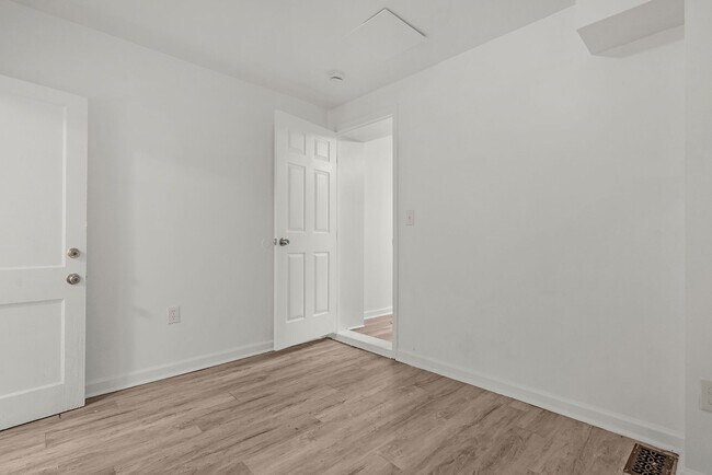 Building Photo - 2629 Dulany St