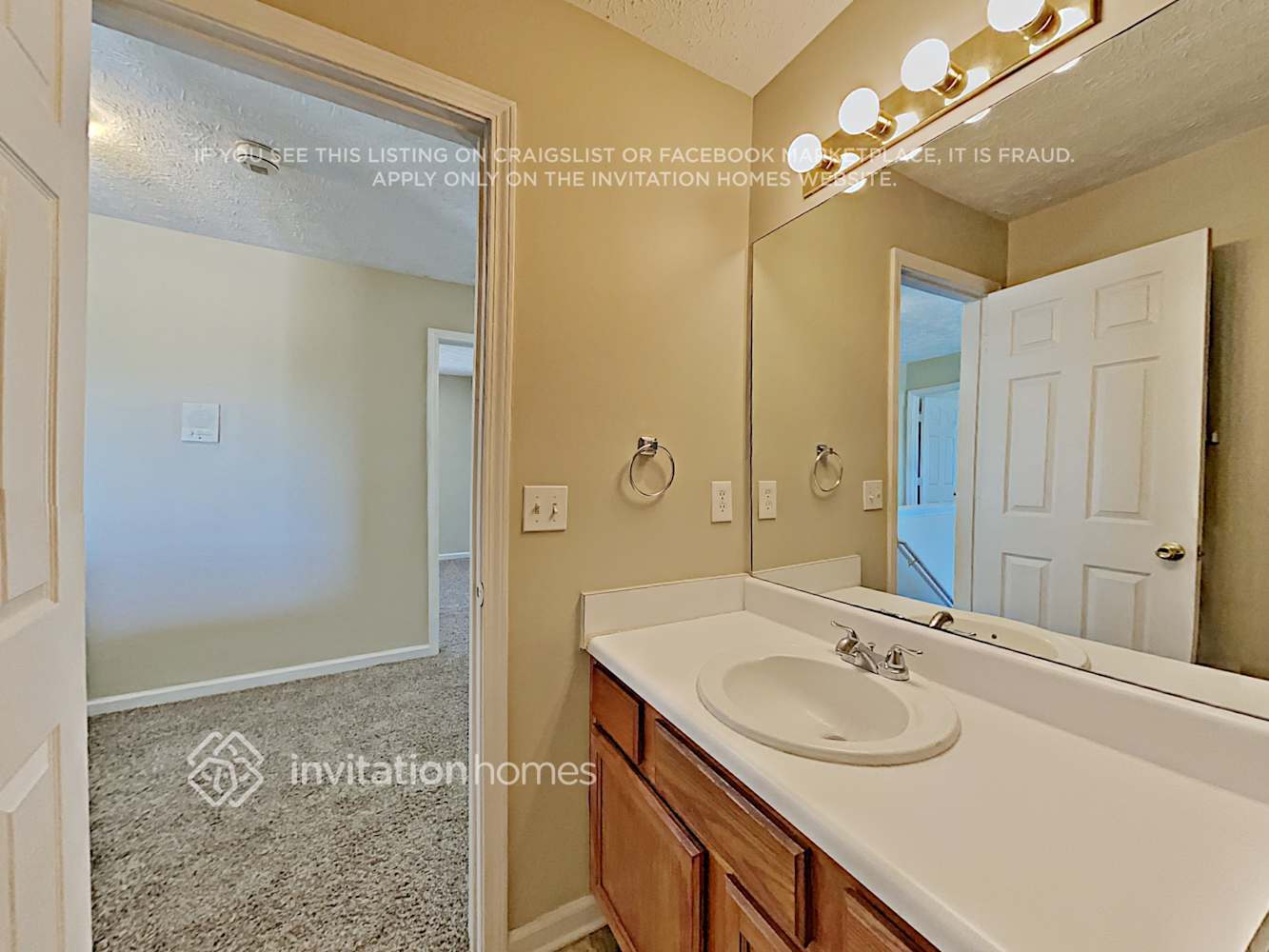 Building Photo - 3090 Waterplace Cove