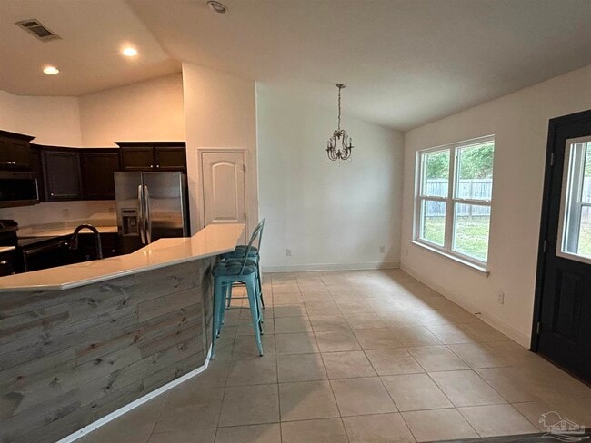 Building Photo - 323 Tree Swallow Dr