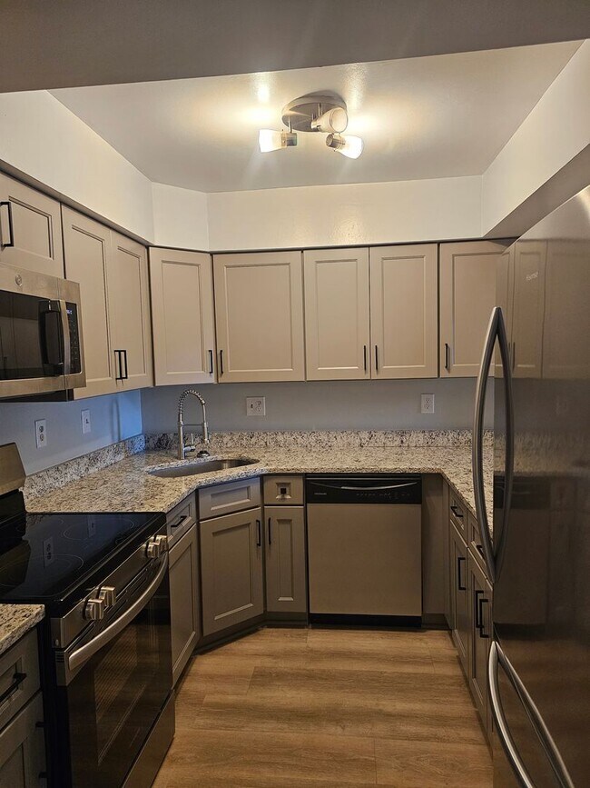 Building Photo - 1210 Stockley Gardens