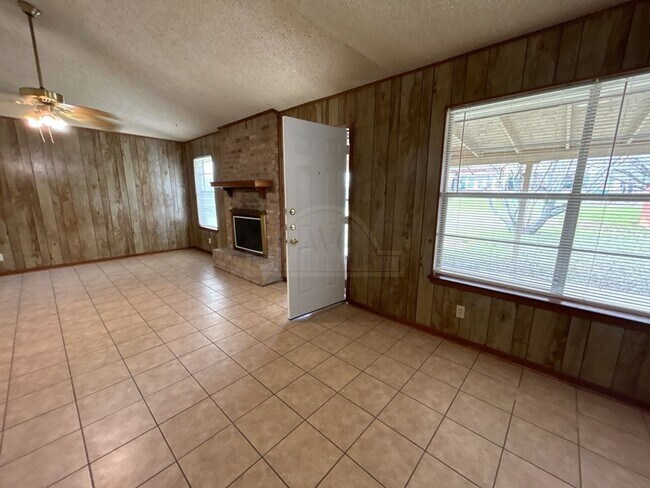 Building Photo - 2909 Trailridge Cir