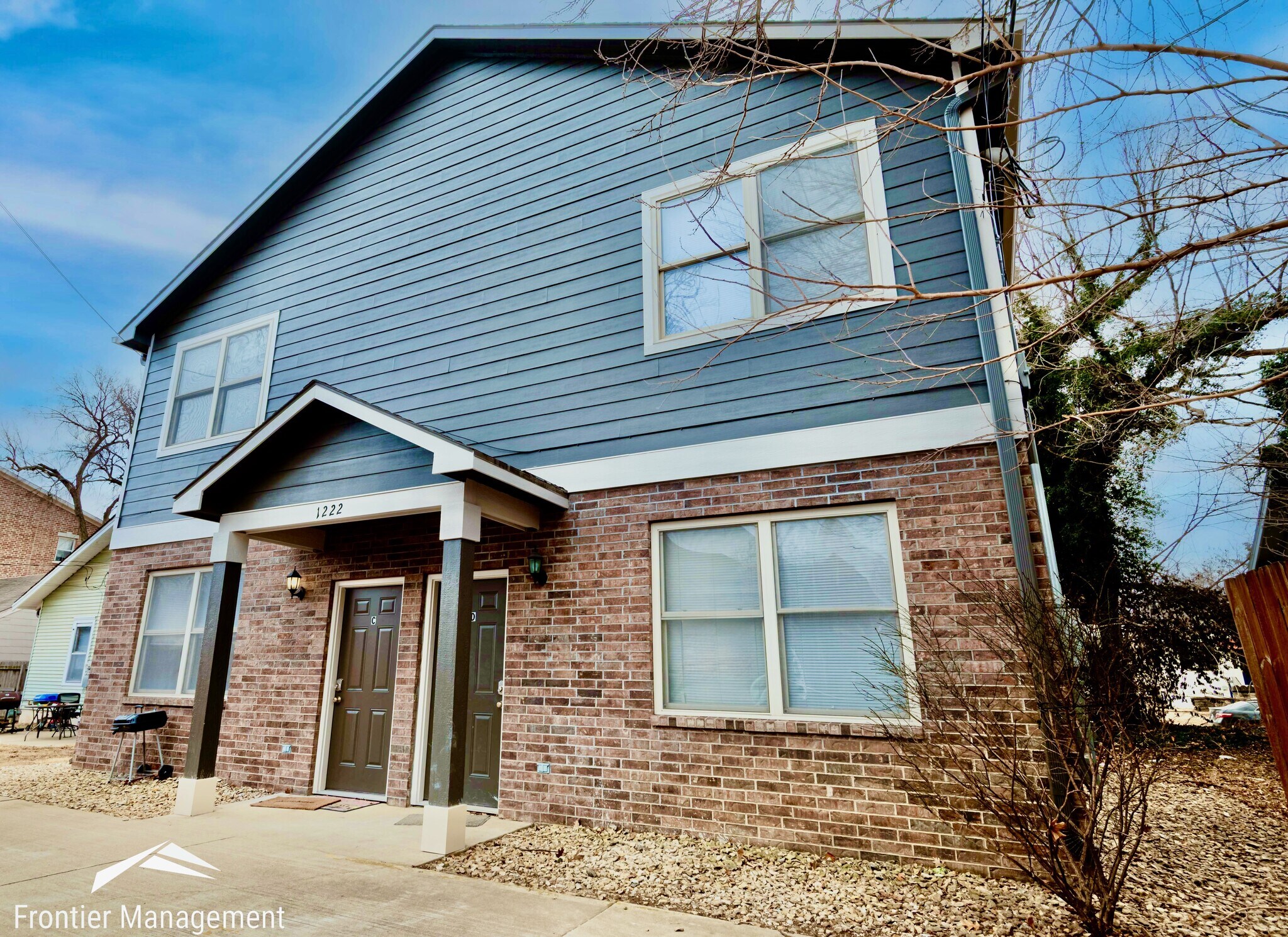 Building Photo - 1118 Bertrand St