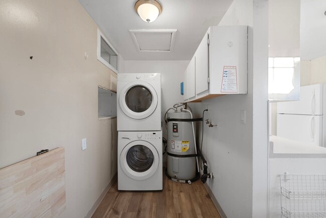 Building Photo - 5707 N Lindeke St