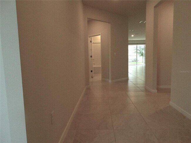 Building Photo - 7641 Syracuse Dr
