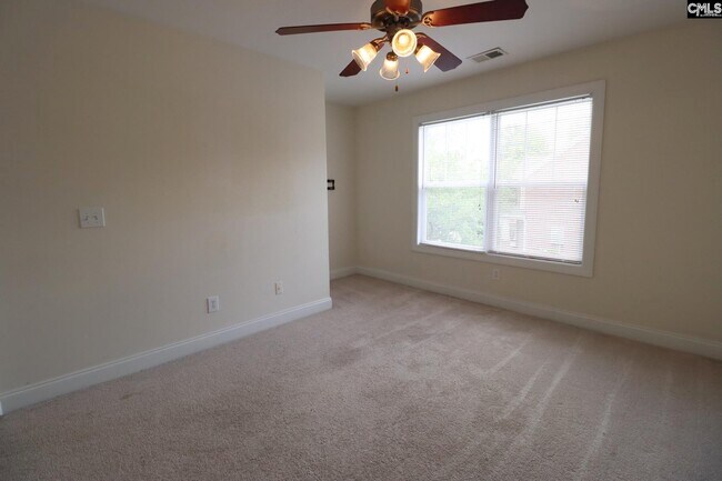 Building Photo - 15 Braiden Manor Rd