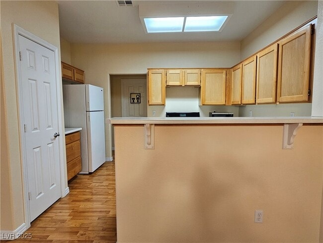 Building Photo - 6521 Hillside Brook Ave