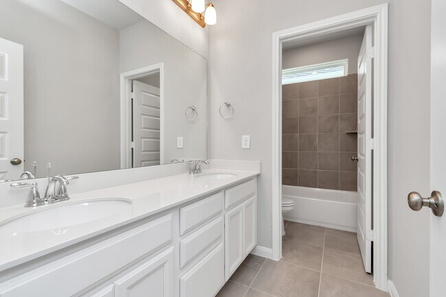 Building Photo - 1526 Parkland Oak Dr