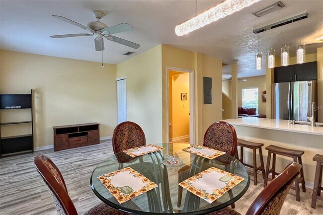 Building Photo - 14741 Amberjack Terrace