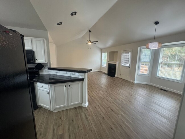 Building Photo - 4308 Shadowmoss Ct