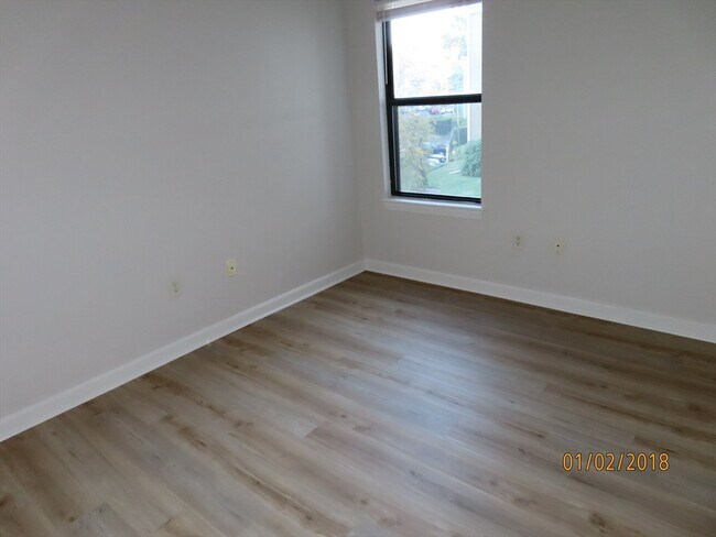 Building Photo - 3 Marc Dr