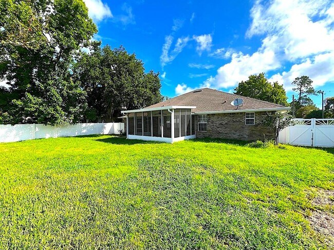 Building Photo - 70 Pheasant Dr